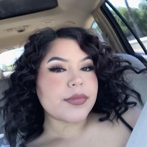 Meet your Posher, Destiny